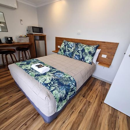 Taree Country Motel エクステリア 写真