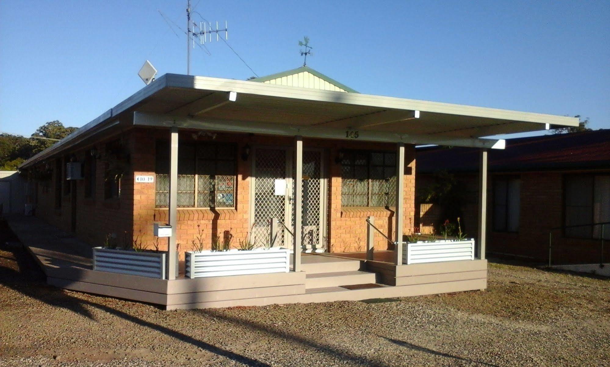 Taree Country Motel エクステリア 写真